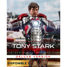 Iron Man 2 - Tony Stark (Mark V Suit Up Version) Deluxe